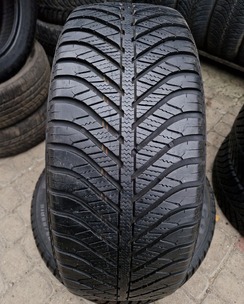 в б/у 205/55R16 Goodyear Vector 4 Seasons 11-17  6.5-7мм
