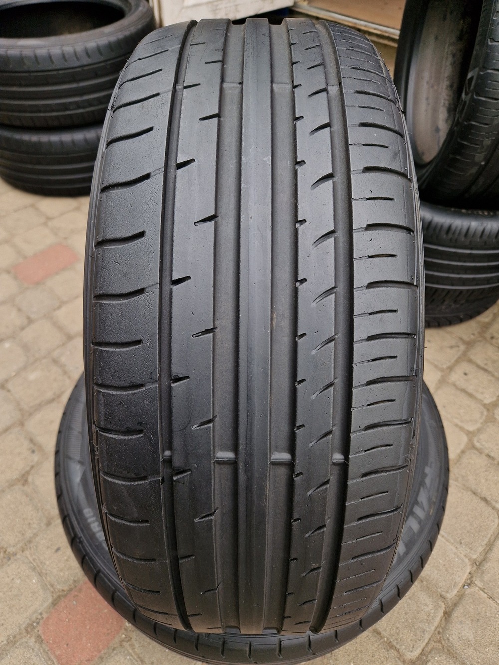 л б/у 215/50R18 Falken Azenis FK453CC 3016 5-5.5мм
