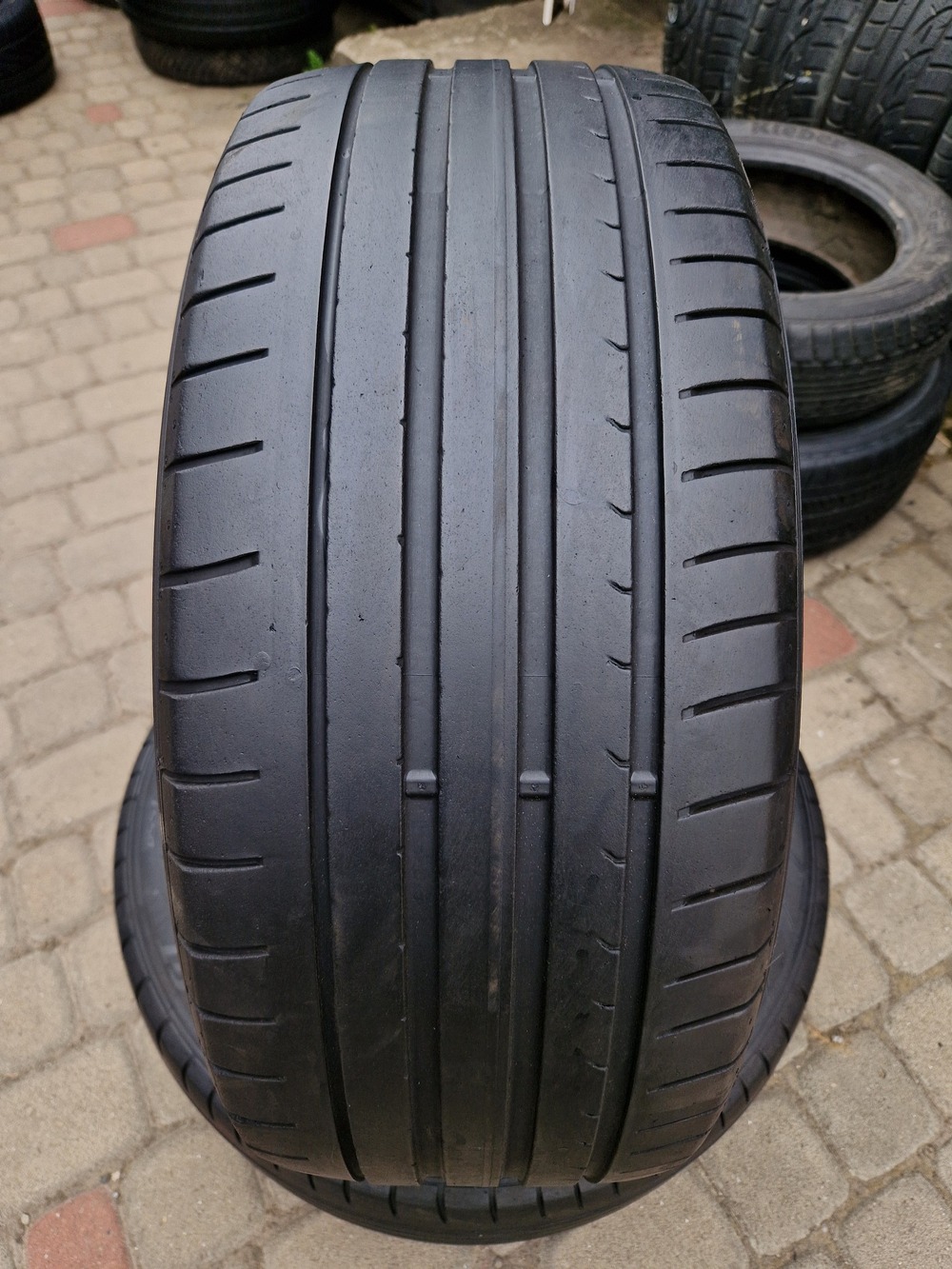 л б/у 245/45R18 Dunlop SP Sport Maxx GT RFT 0510 4.5мм