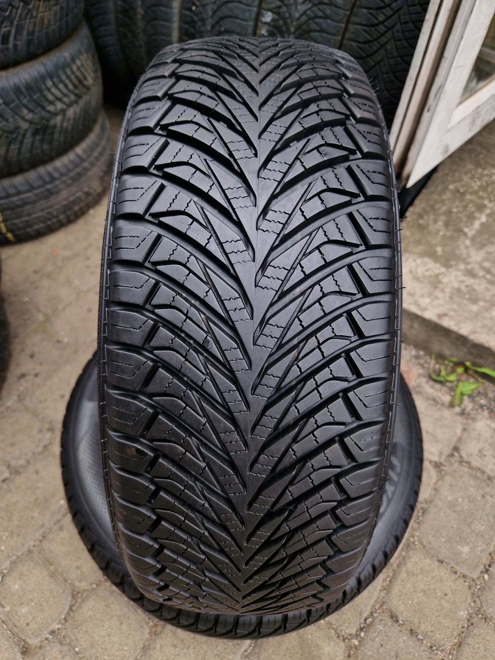 в б/у 185/60R14 Austone Fixclime SP-401 0124 7.5мм