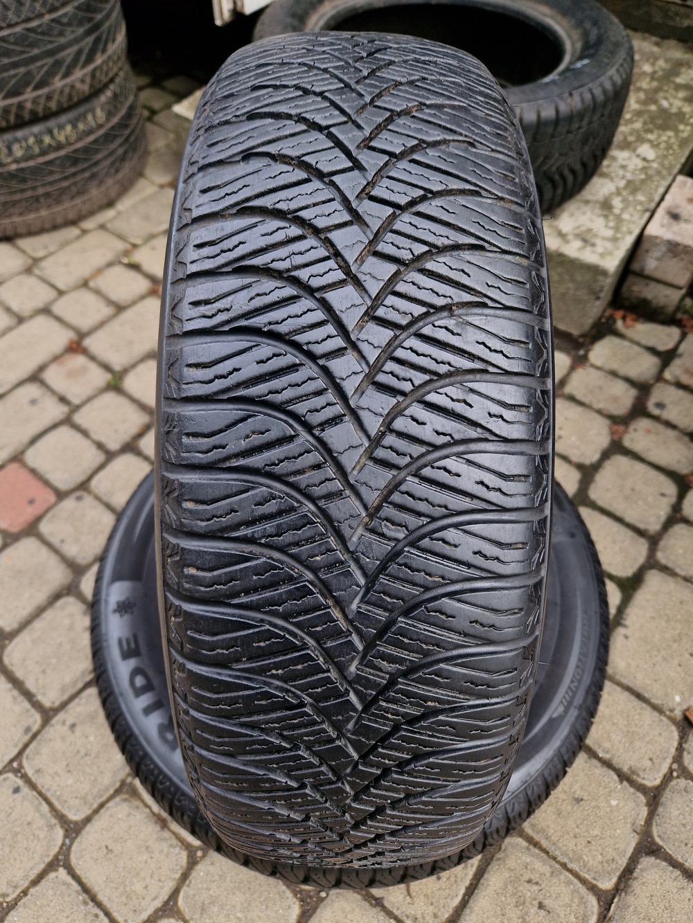 в б/у 175/65R14 Goodride All Season Elite Z-401 3623 6мм 