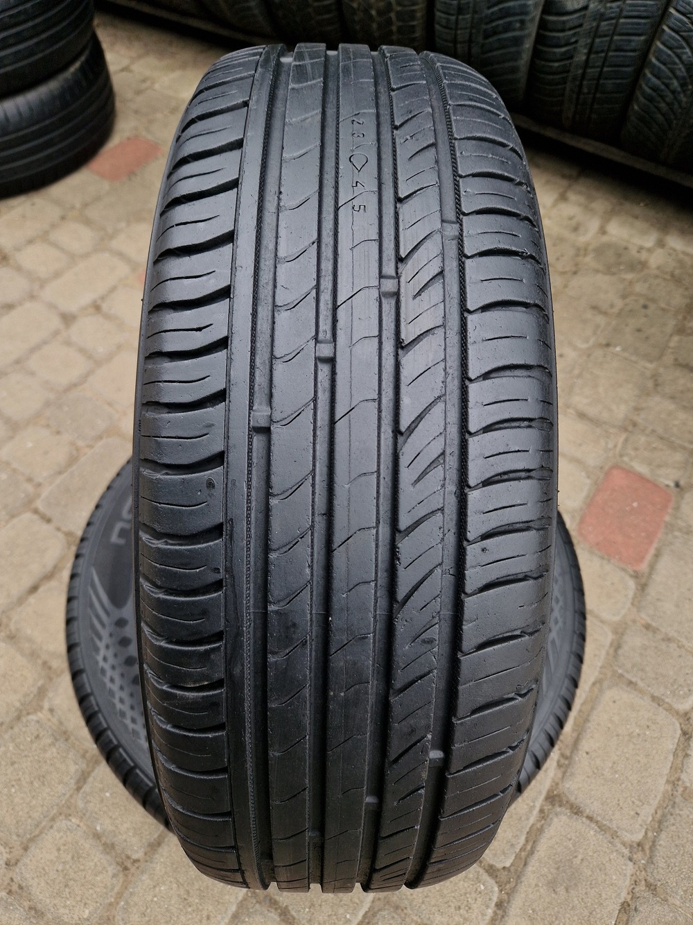 л б/у 195/65R15 Nokian iLine 1518 5-6мм