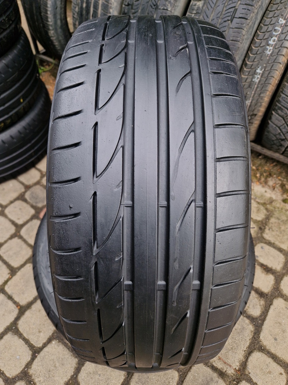 л б/у 225/40R18 Bridgestone Potenza S001 2216 5-6мм