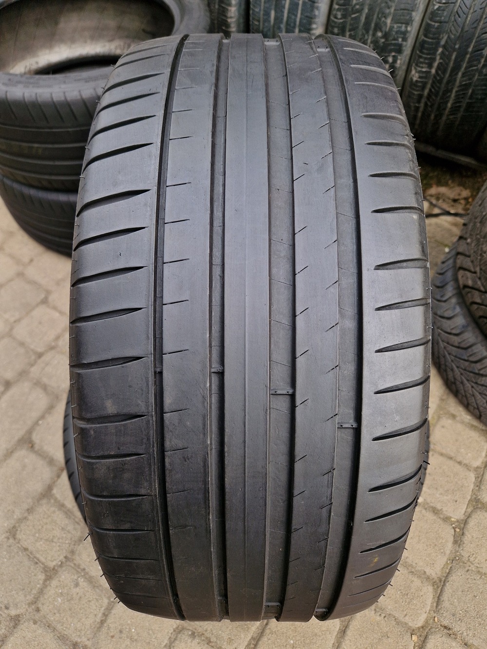 л б/у 245/40R18 Michelin Pilot Sport 4 17-19 4-5мм