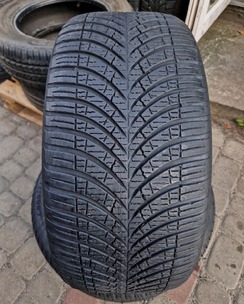 в б/у 225/40R18 Goodyear Vector 4Seasons Gen-3 20-21 4,5-5мм