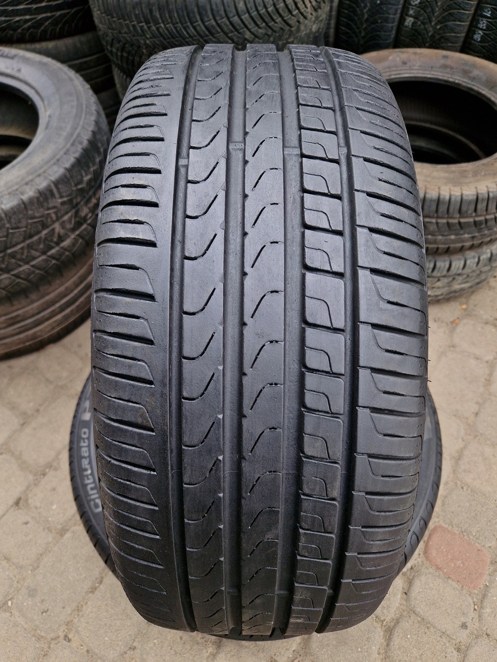 л б/у 235/40R19 Pirelli Cinturato P7 18-20 6,5мм