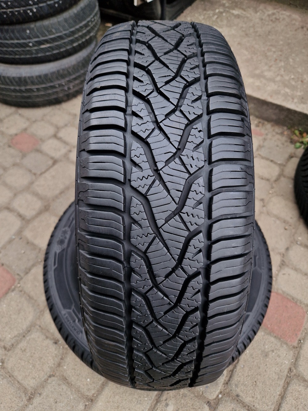в б/у 185/60R14 Barum Quartaris 5 4021 6-7.5мм