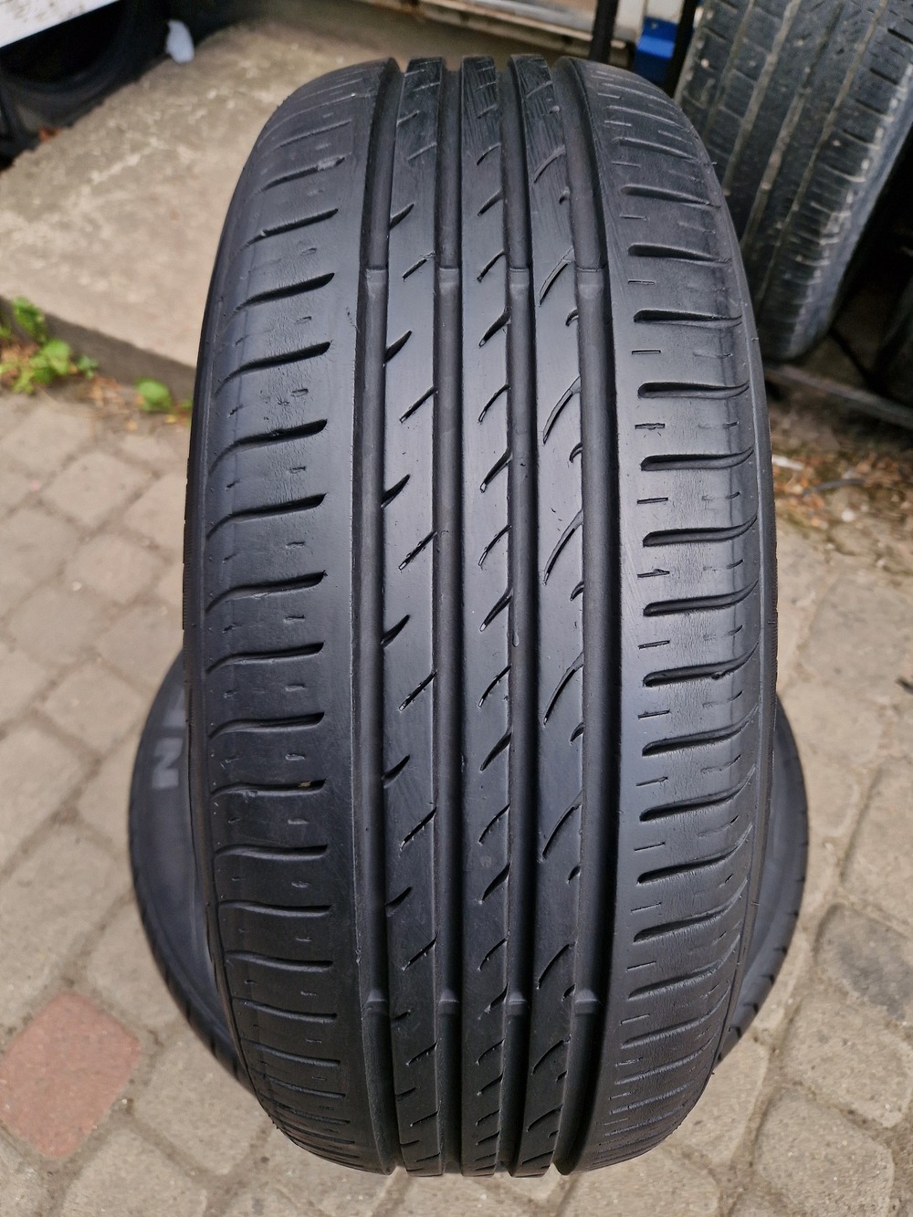 л б/у 195/60R15 Nexen NBlue HD Plus 1018 6.5-7мм