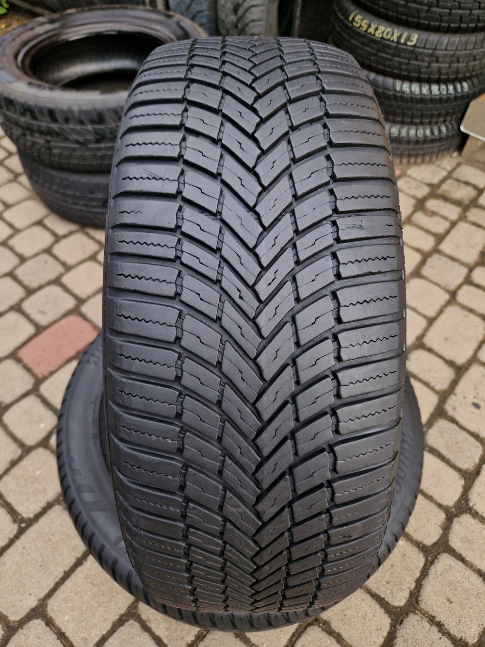 в б/у 205/55R17 Bridgestone Weather Control A005 Evo 21/22 5-5.5мм
