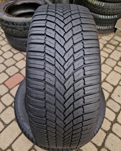 в б/у 205/55R17 Bridgestone Weather Control A005 Evo 21/22 5-5.5мм