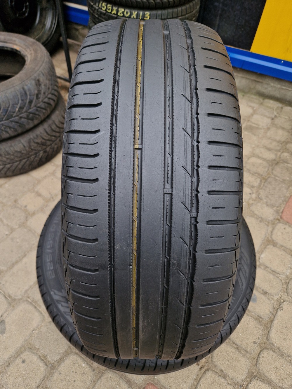 л б/у 225/55R18 Nokian Wetproof SUV 0620 3.5-4мм