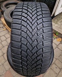 з б/у 225/45R17 Bridgestone Blizzak LM005 4019 7-8мм