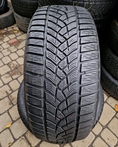 з б/у 215/50R17 Goodyear UltraGrip Performance Gen-1 3319 5-7мм
