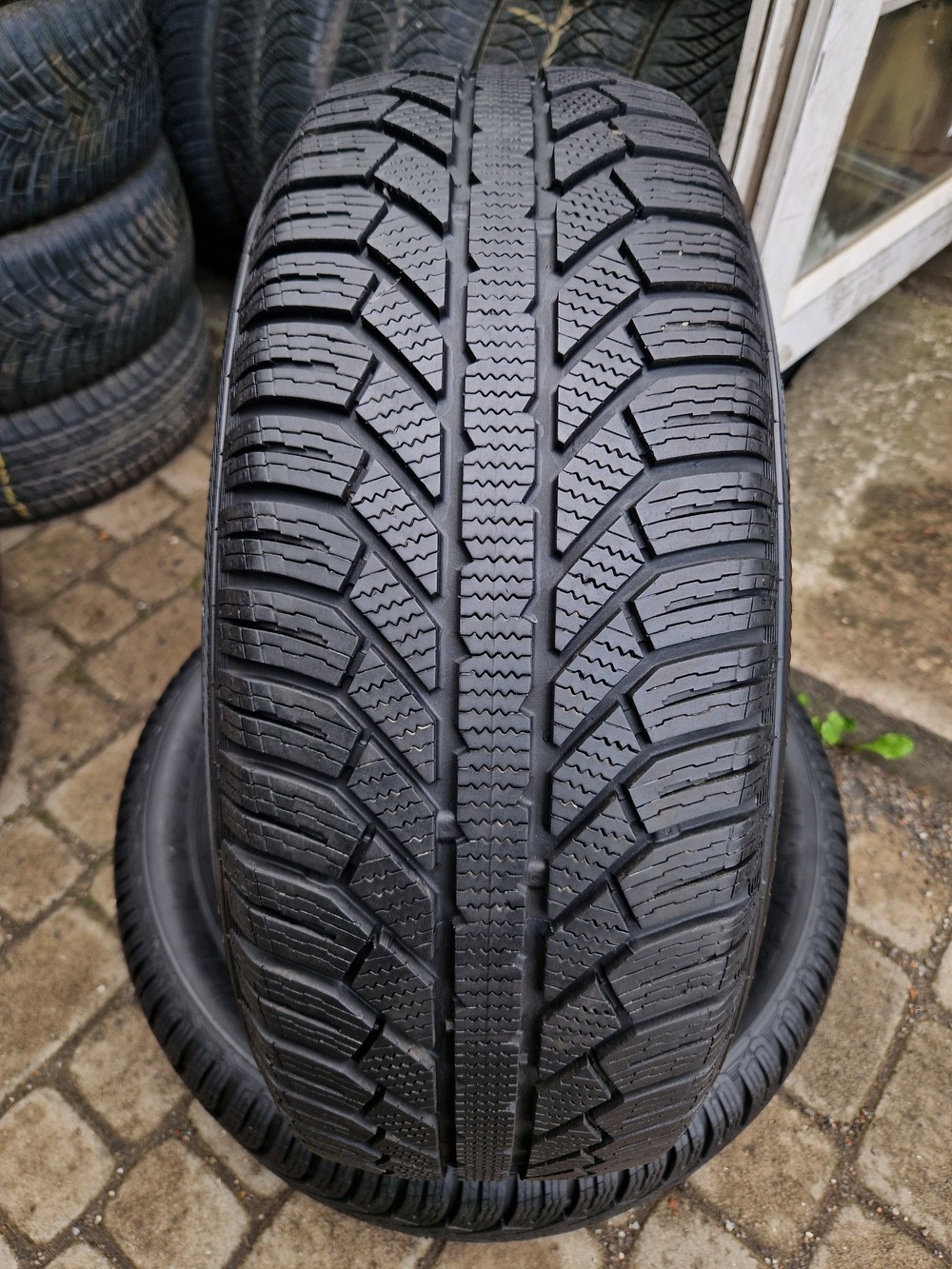 з б/у 215/60R16 Semperit Master-Grip 2 3119 6-7мм