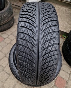з б/у 215/40R18 Michelin Pilot Alpin 5 3021 7-7.5мм