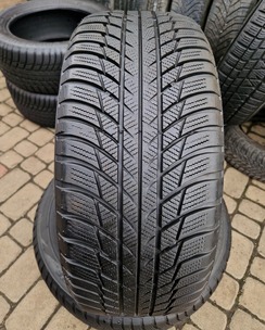 з б/у 215/55R17 Bridgestone Blizzak LM001 AO 3323 7мм