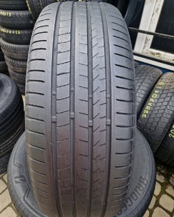л б/у 235/65R18 Bridgestone Alenza 001 5117 5-5.5мм