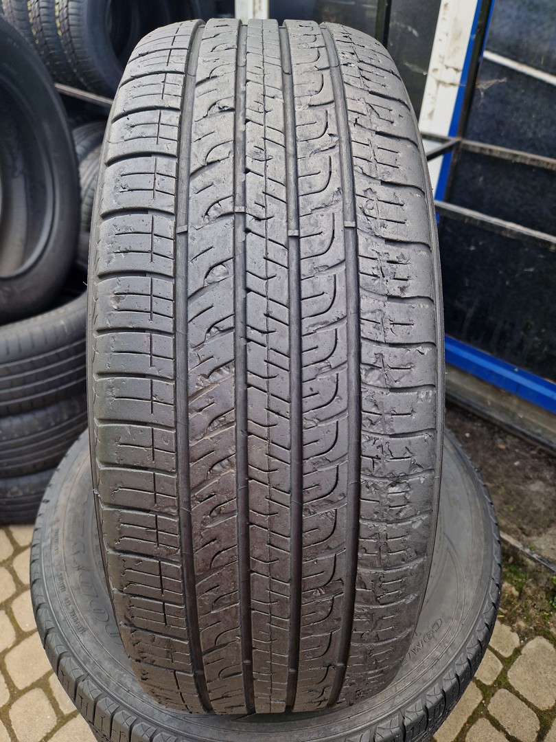 в б/у 235/60R18 Goodyear Assurance ComforTred Touring 0418 5-5.5мм