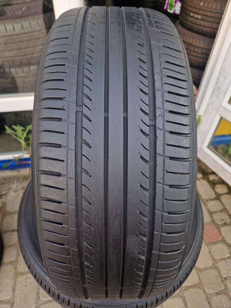 л б/у 235/55R17 Kumho KH17 Solus
