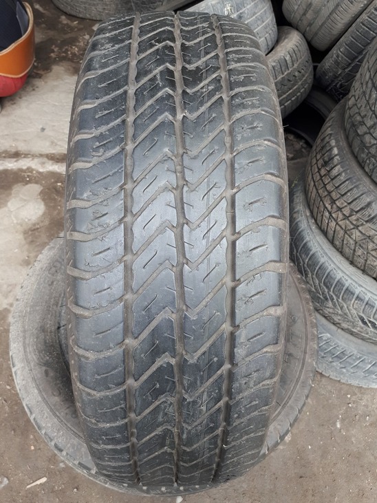 л б/у 215/60R17C Dunlop EconoDrive 2018 5-7мм