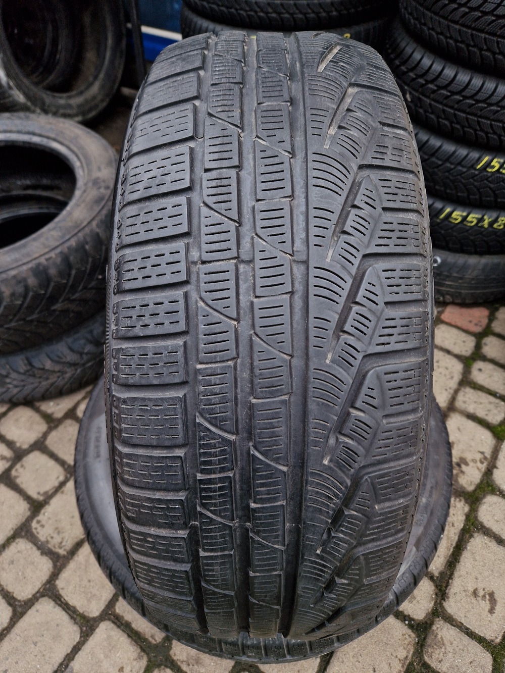 з б/у 225/55R17 Pirelli Winter 210 Sottozero 2 2016 5.5-6мм
