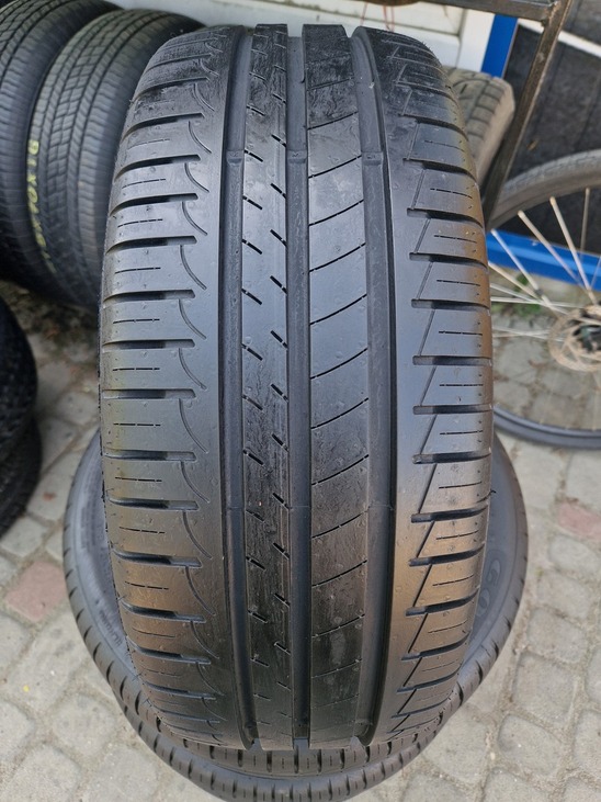 л б/у 195/45R16 Goodyear EfficientGrip 1714 8мм