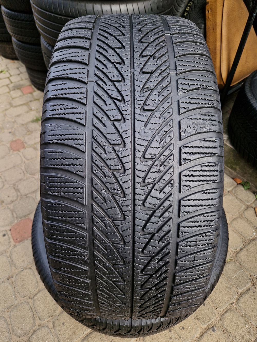 з б/у 285/45R20 Goodyear Ultra Grip 8 Performance 3116 5-6мм