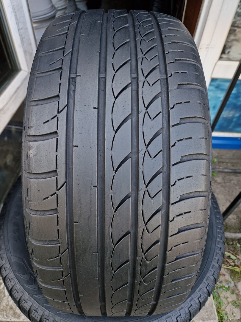 л б/у 225/40R18 Rotalla F105 3514 6мм
