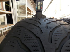 з б/у 205/60R16 Bridgestone Blizzak LM-32 1018 3.5-4мм. Фото 3