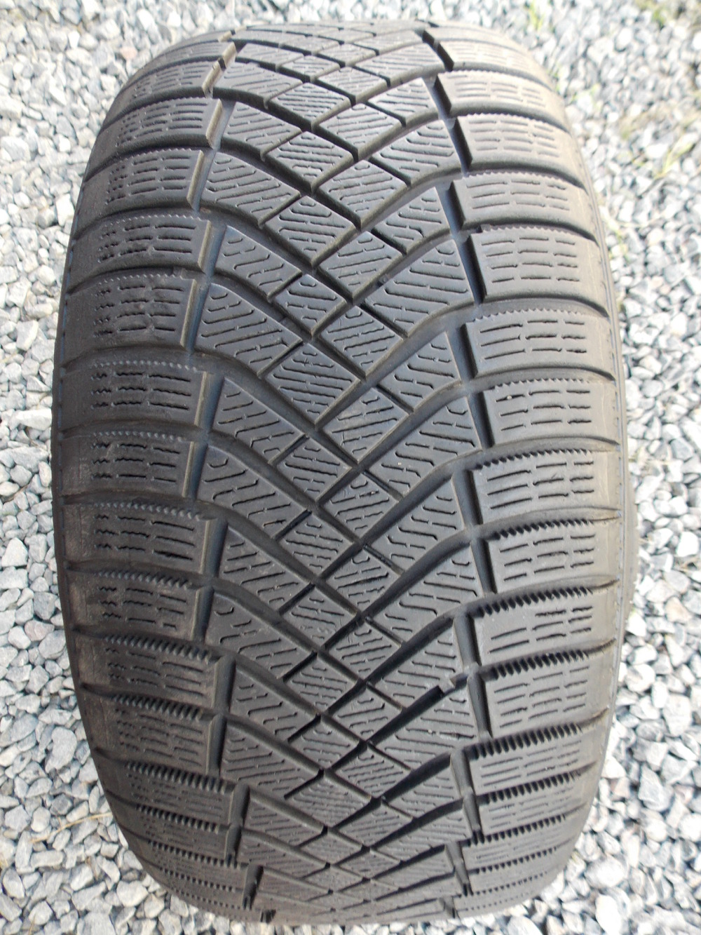 з б/у 225/45R17 Pirelli Ice Zero FR 1716 6.5-7мм
