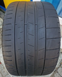 л б/у 305/30R20 Pirelli PZero PZ4 4319 4-4.5мм