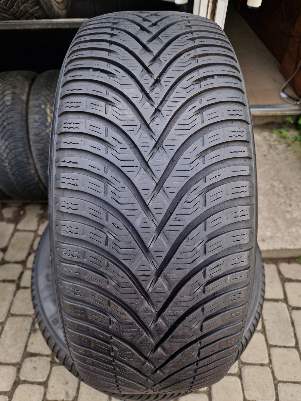 з б/у 215/60R16 Kleber Krisalp HP3 2717 6-6.5мм