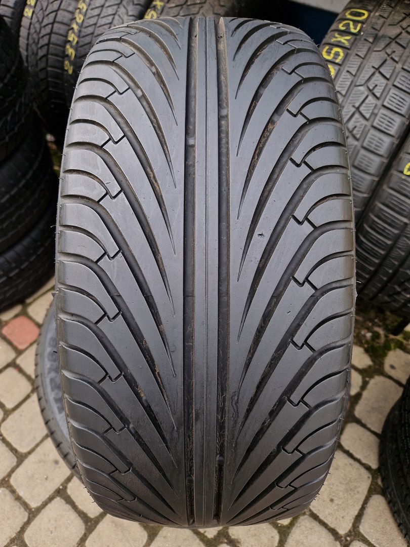 л б/у 225/40R18 Clear HP166 2510 6.5-7мм 