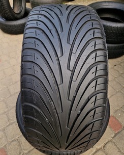 л б/у 225/40R18 Roadstone N3000 1611 5-6мм