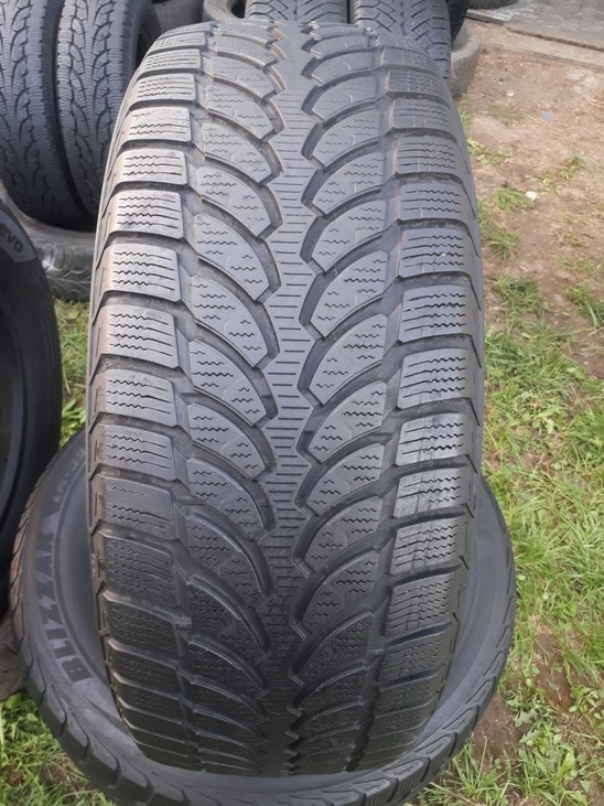 з б/у 235/60R17 Bridgestone Blizzak LM-32