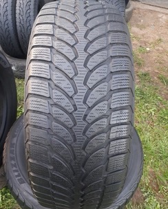 з б/у 235/60R17 Bridgestone Blizzak LM-32