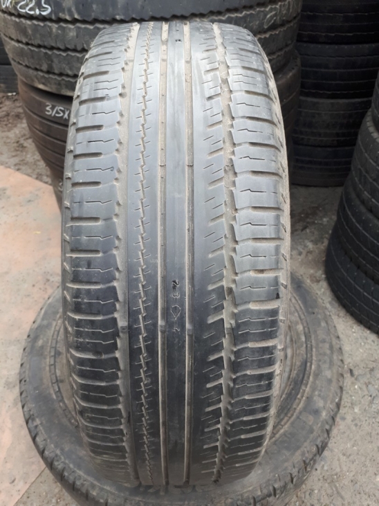 л б/у 215/60R17C Nokian Hakka C