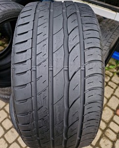л б/у 215/40R17 Barum Bravuris 2