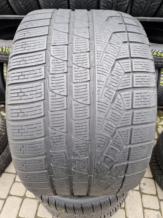 з б/у 295/30R19 Pirelli Winter 240 Sottozero 2