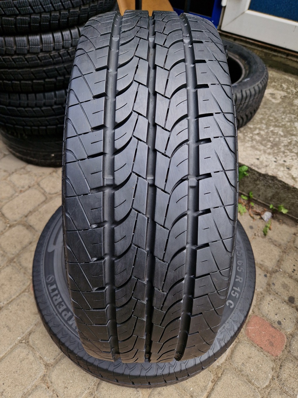 л б/у 205/65R15C Semperit Van-Life 1814 6.5-7мм
