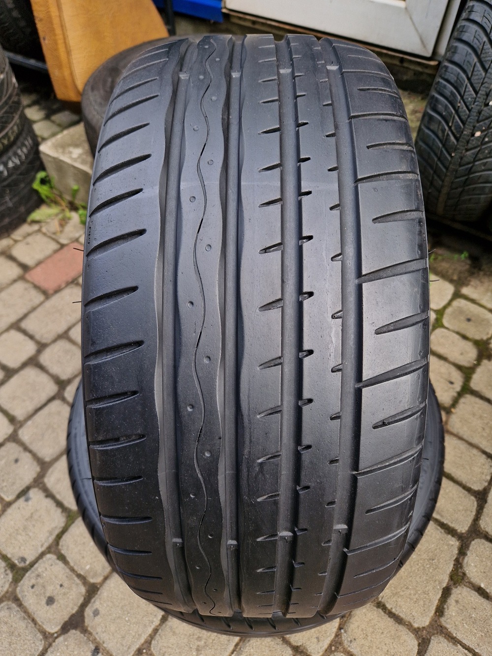 л б/у 225/35ZR19 Hankook Ventus S1 Evo 1413 5.5мм