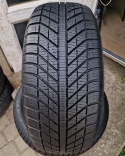 в б/у 205/50R17 Goodyear Vector 4 Seasons 3719 6мм