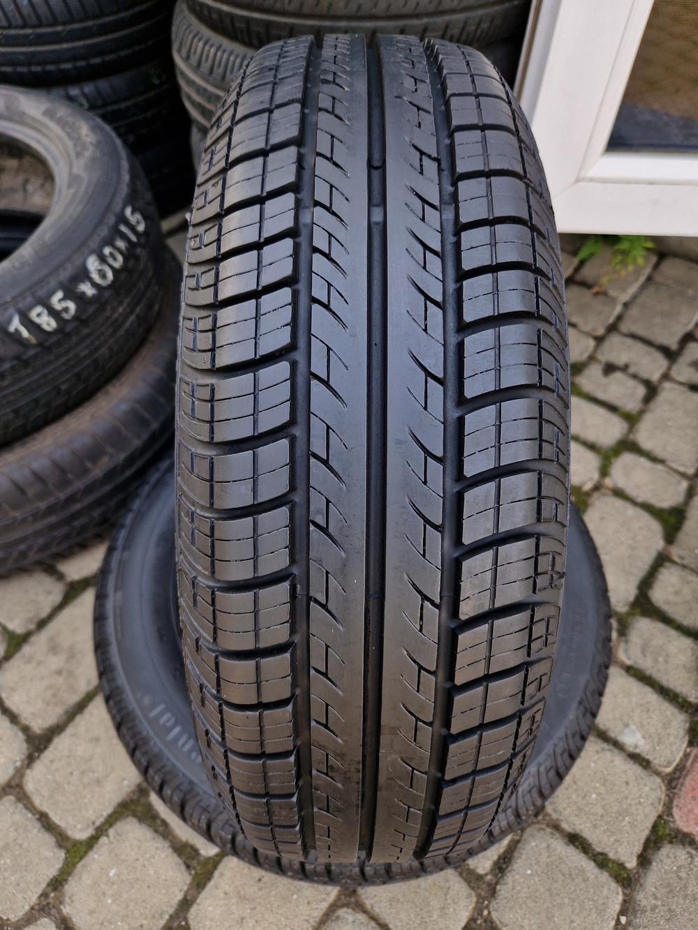 л б/у 175/65R14 Continental ContiEcoContact EP 5207 7мм