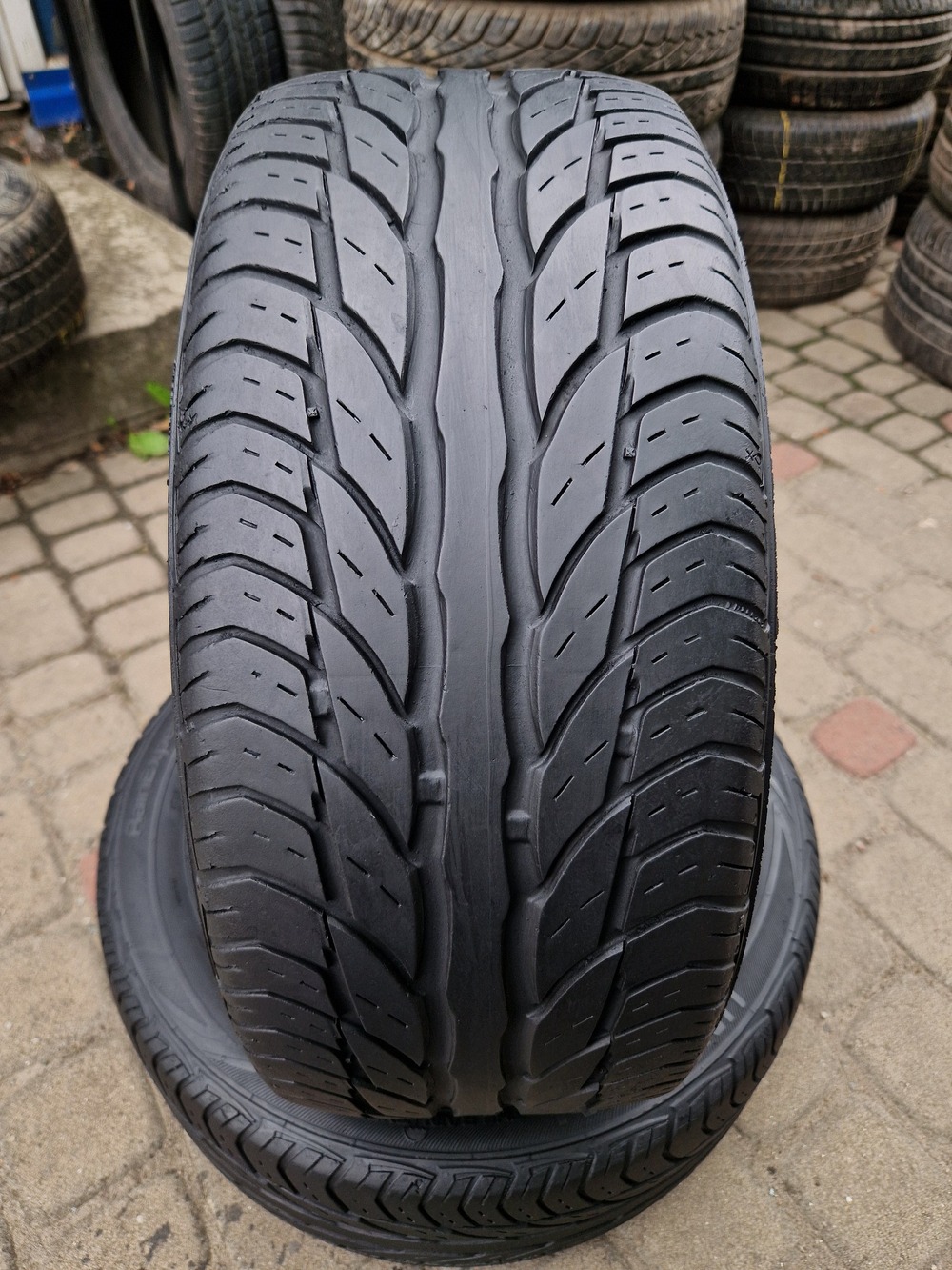 л б/у 195/50R15 Uniroyal RainExpert 1709 3.5-4.5мм