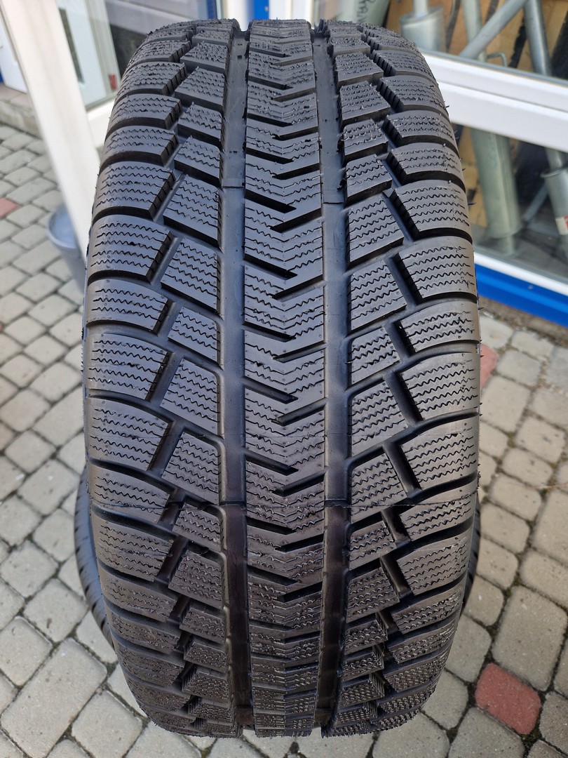 з нв 255/55R18 Equipe 