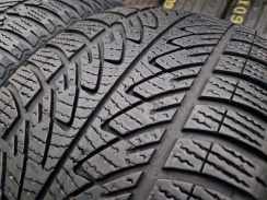з б/у 235/40R18 Goodyear UltraGrip 8 Performance 4214 5.5мм. Фото 5