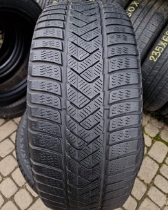 з б/у 225/55R18 Pirelli Winter Sottozero 3 2918 4.5-5мм