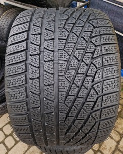 з н 335/30R18 Pirelli Winter 240 SottoZero 4507 8мм