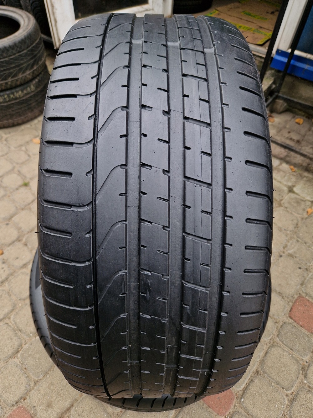 л б/у 275/40R20 Pirelli PZero RFT 1315 5-5.5мм