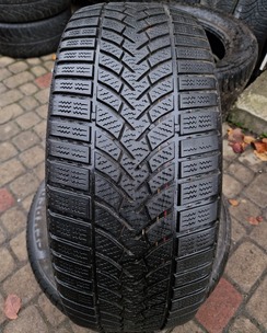 з б/у 225/55R17 Semperit Speed-Grip 3 2317 5-5.5мм